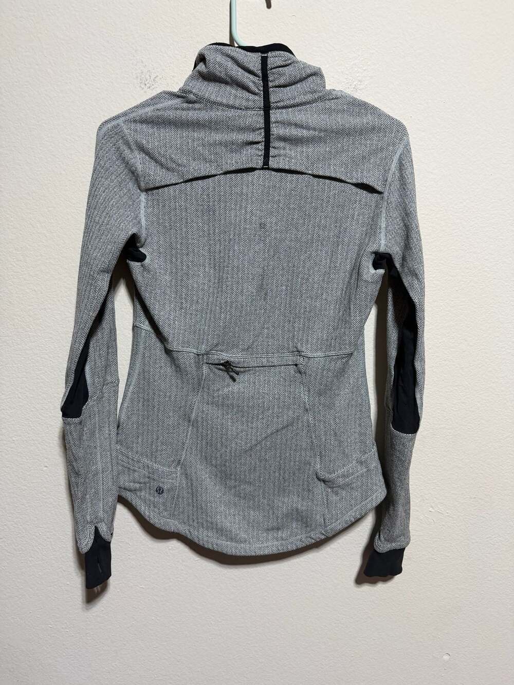 Lululemon Base Runner 1/2 Zip Herringbone Performance Pullover - Picture 2 of 4